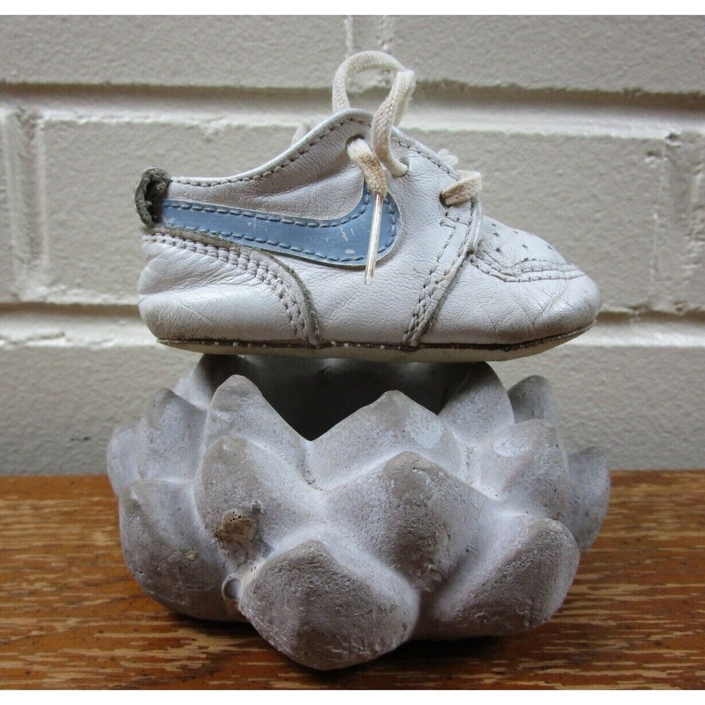 Vintage‎ 1980's UNC Nike Toddler Shoes Size 1 Ultra Rare Baby Blue Swoosh